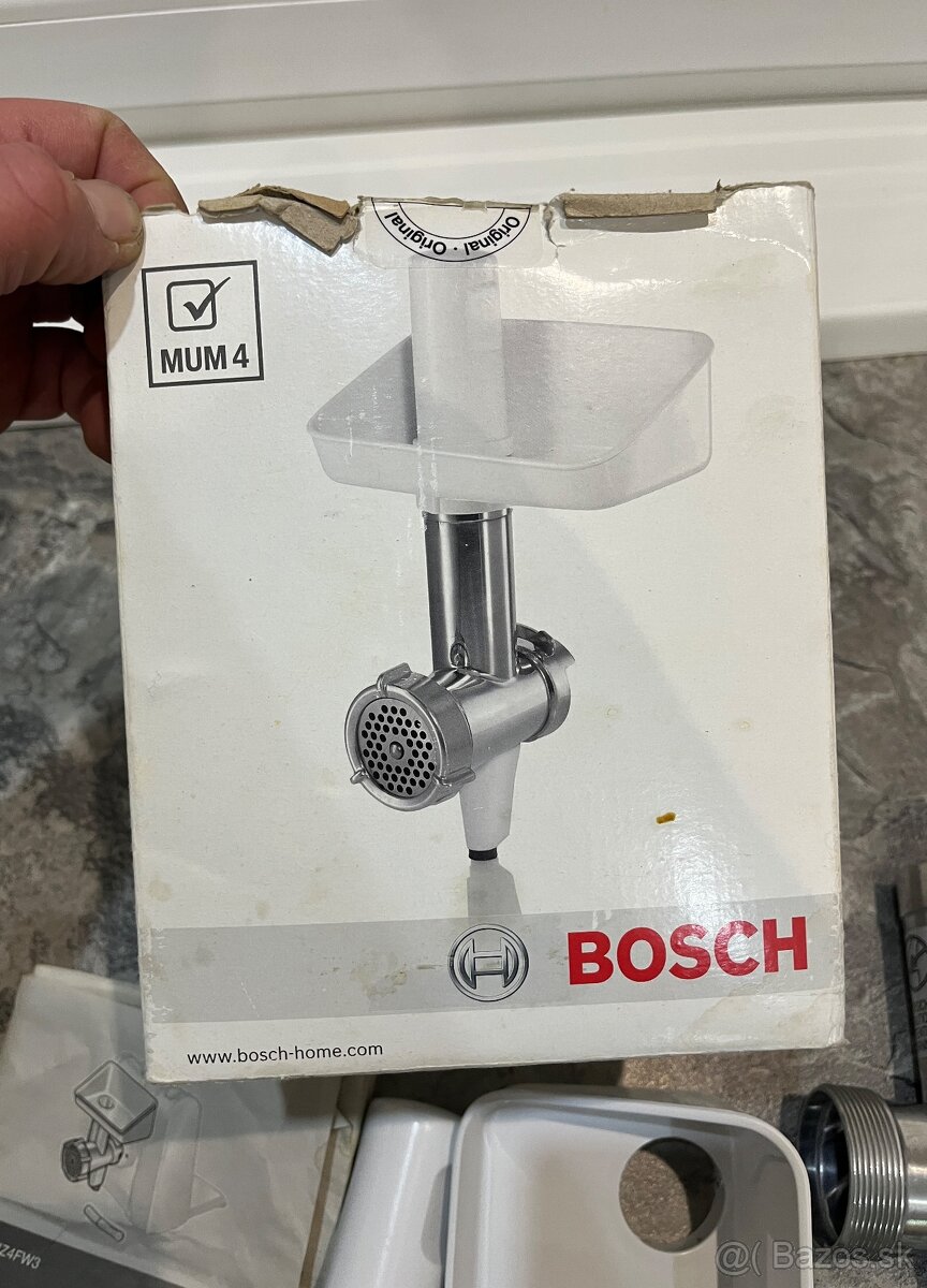 Mlynček Bosch mum 2-4 na kuchynský robot - 4