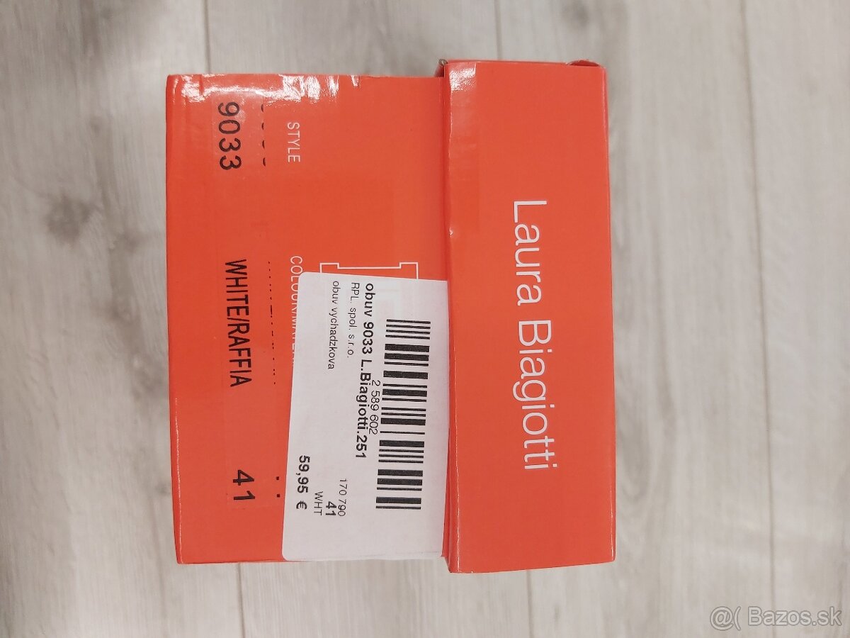 Elegantné biele šľapky v.41 - 4