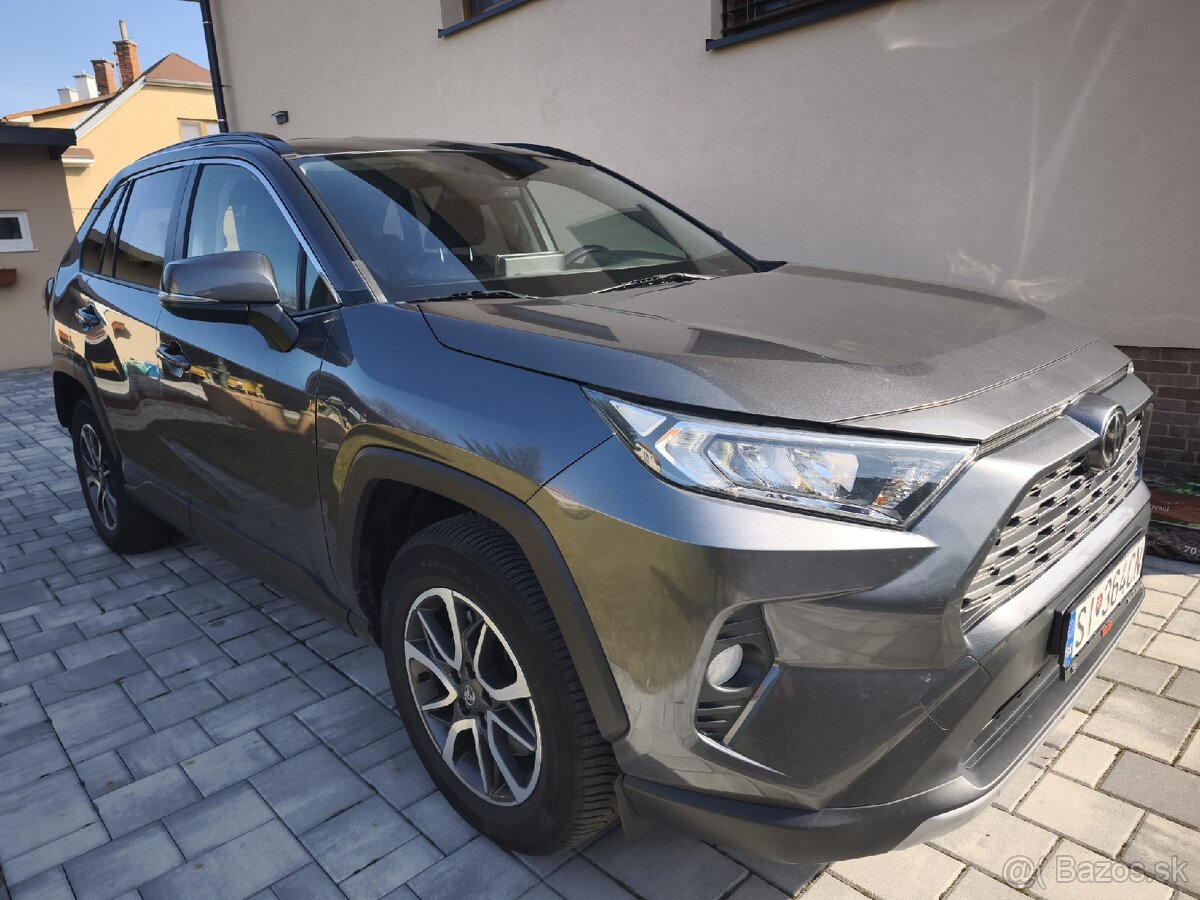 Toyota RAV4 - 4