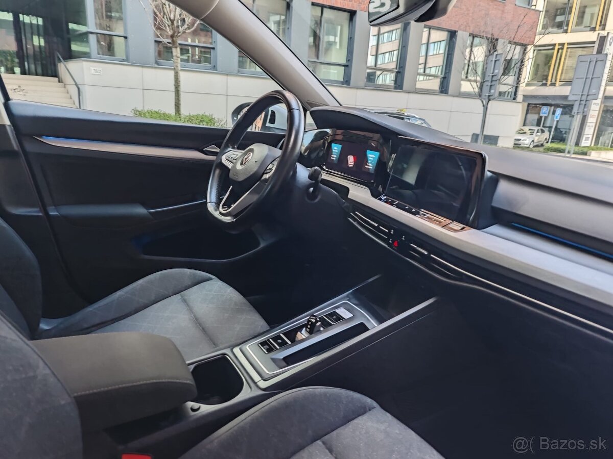 Volkswagen Golf VIII, automat - 4