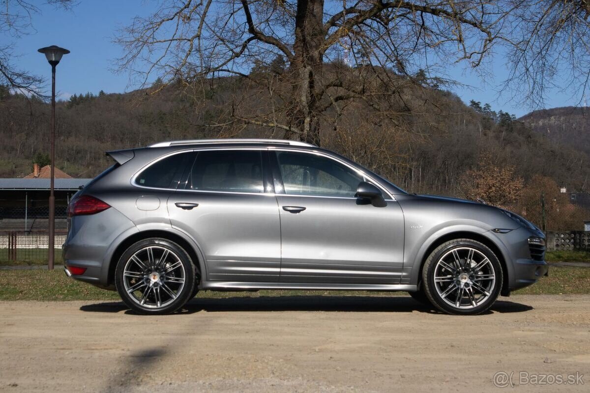 Porsche Cayenne S 4,2 V8 281 kW - 4