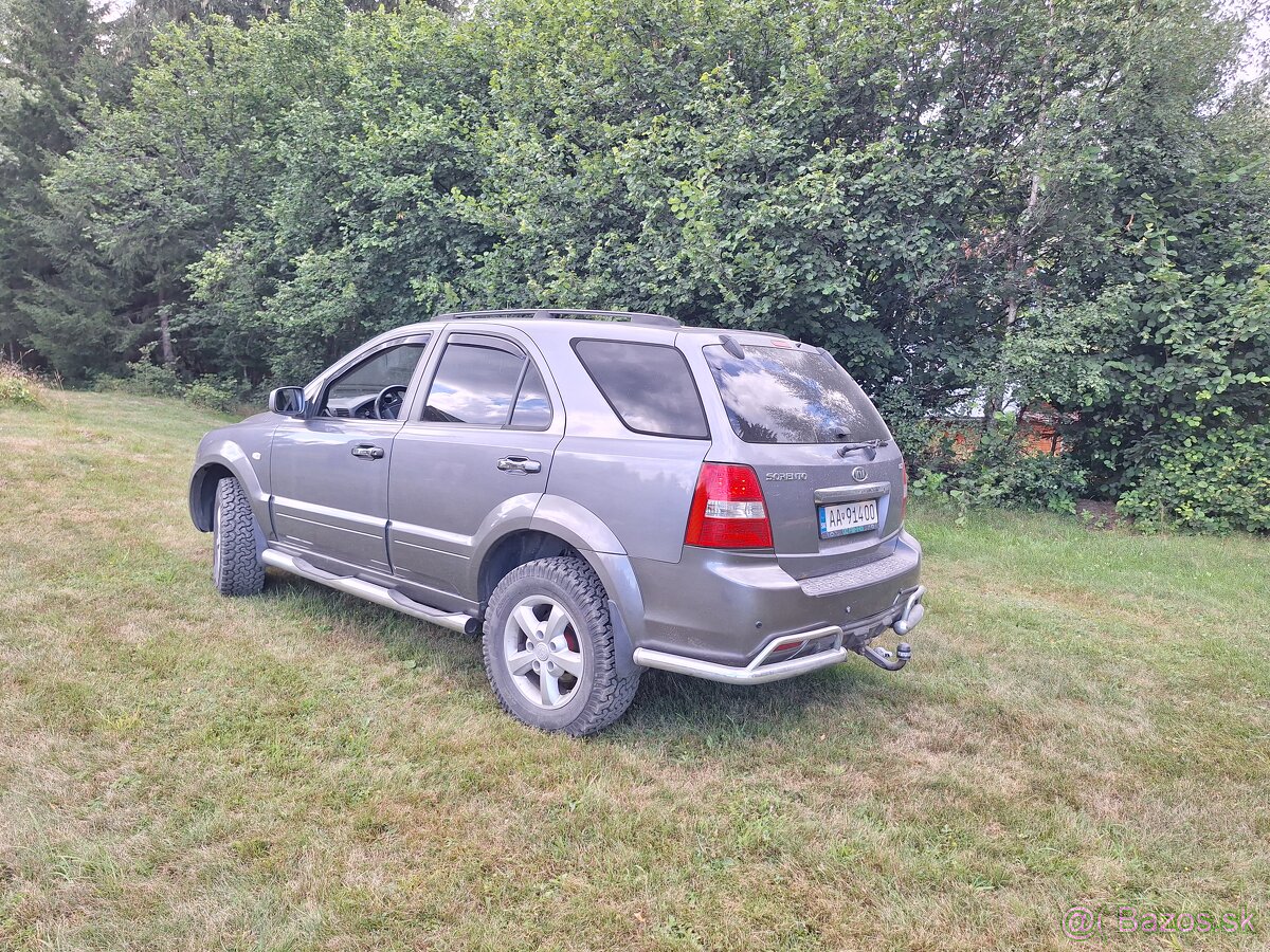 Kia Sorento - 4
