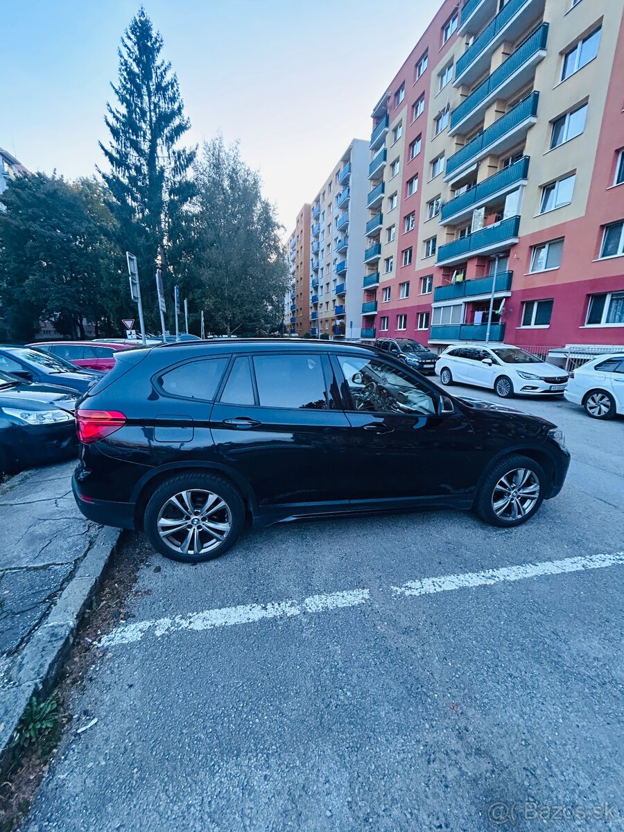 BMW X1 - 4