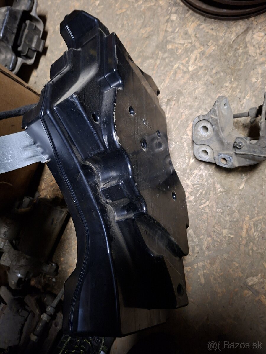 Audi a3 8p subwoofer - 4