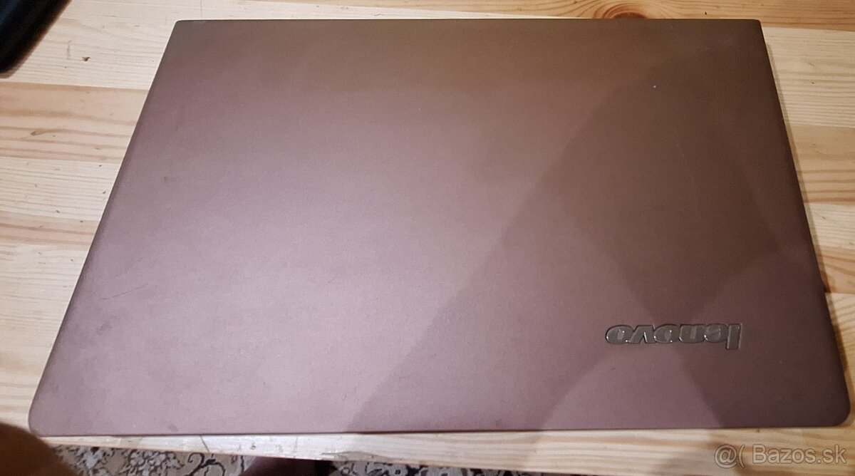 Lenovo IdeaPad U260 - 4