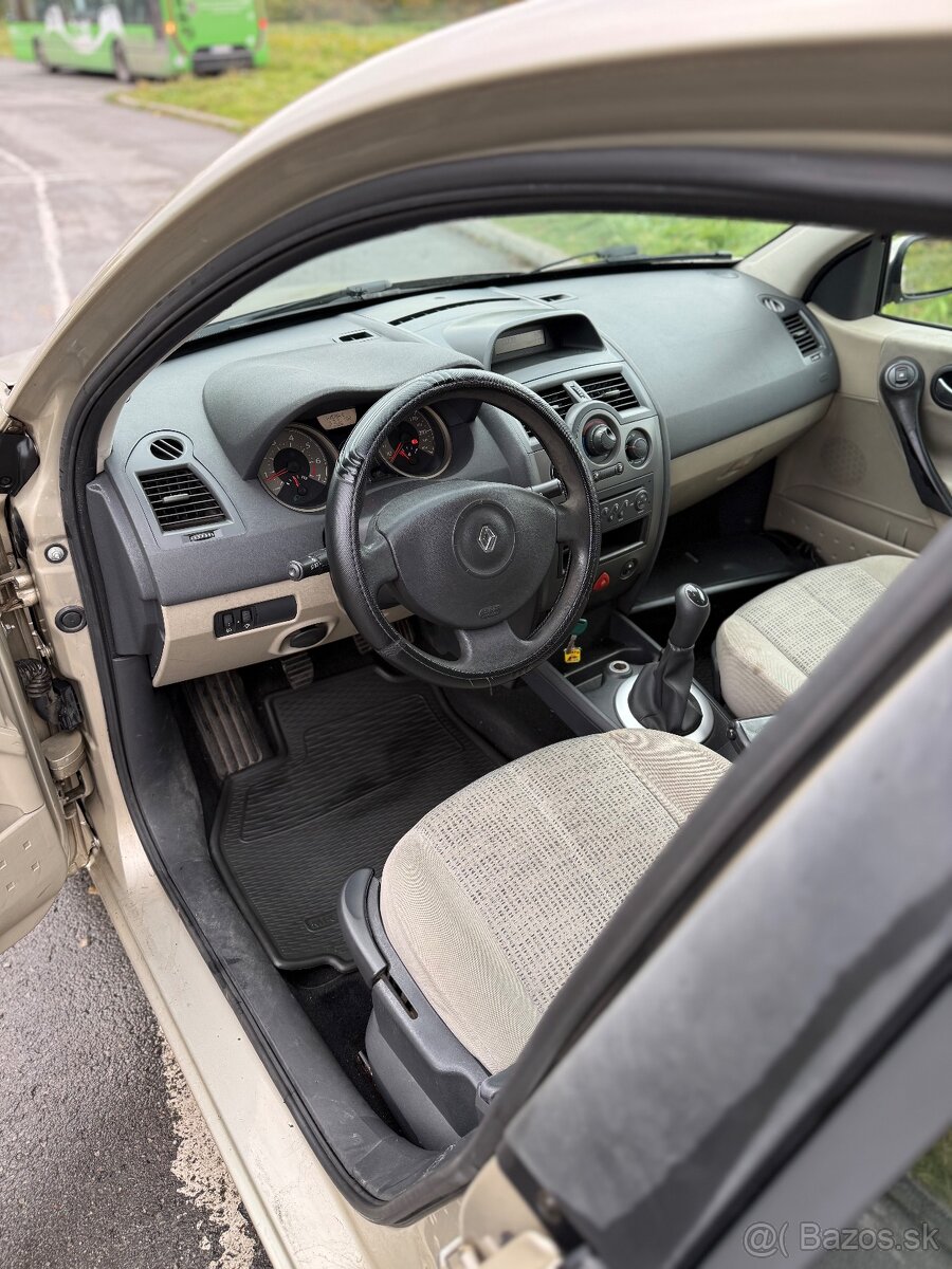 Renault Megane 1.6 16V (2006) 82kw - 4