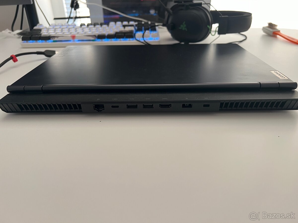 Herný notebook Lenovo legion - 4