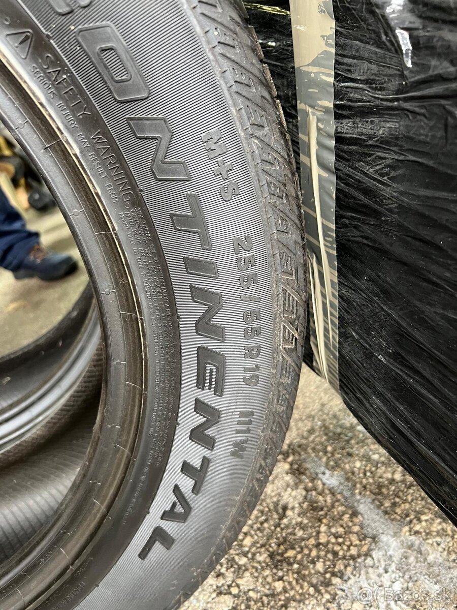 Zimné pneumatiky continental 255/55R19 - 4