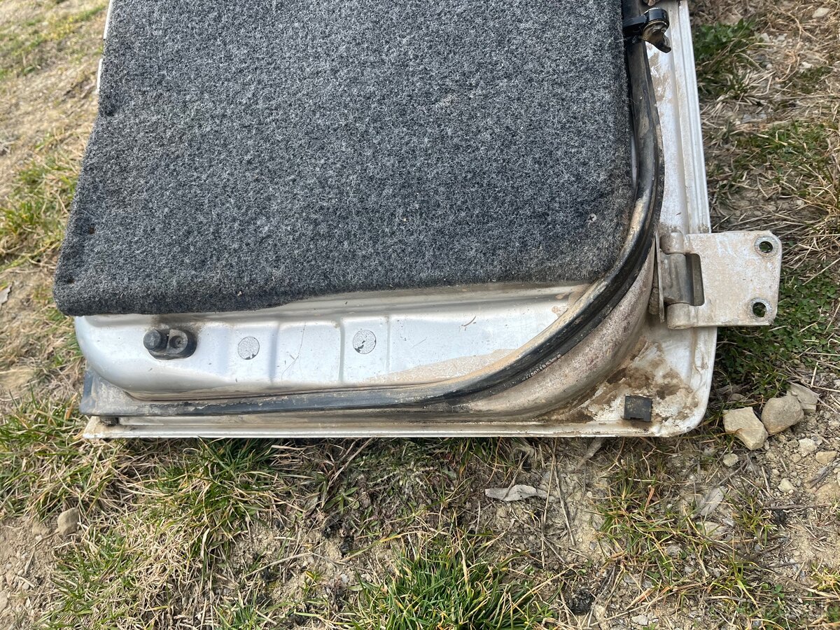 Dvere Nissan Patrol y61 - 4