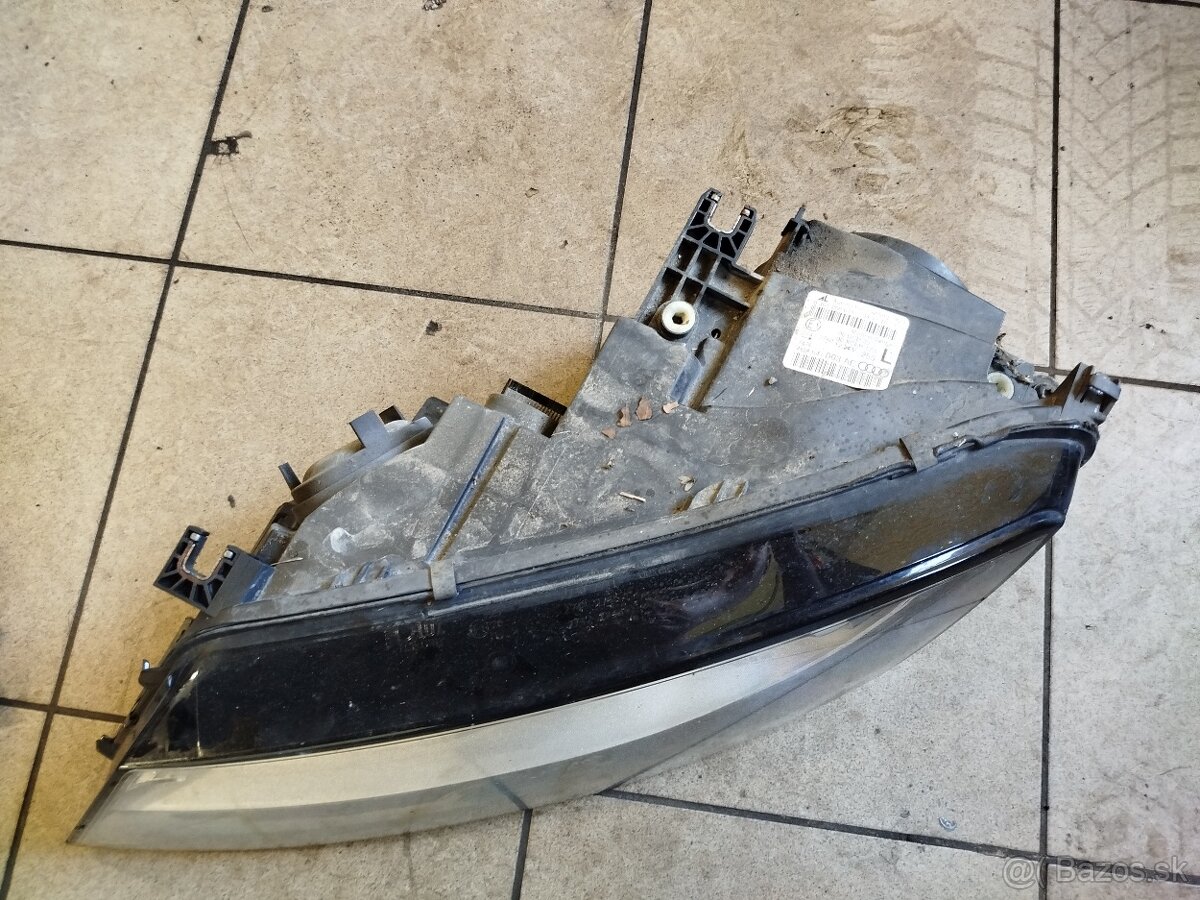 Predné svetlo Audi A7 4G - 4