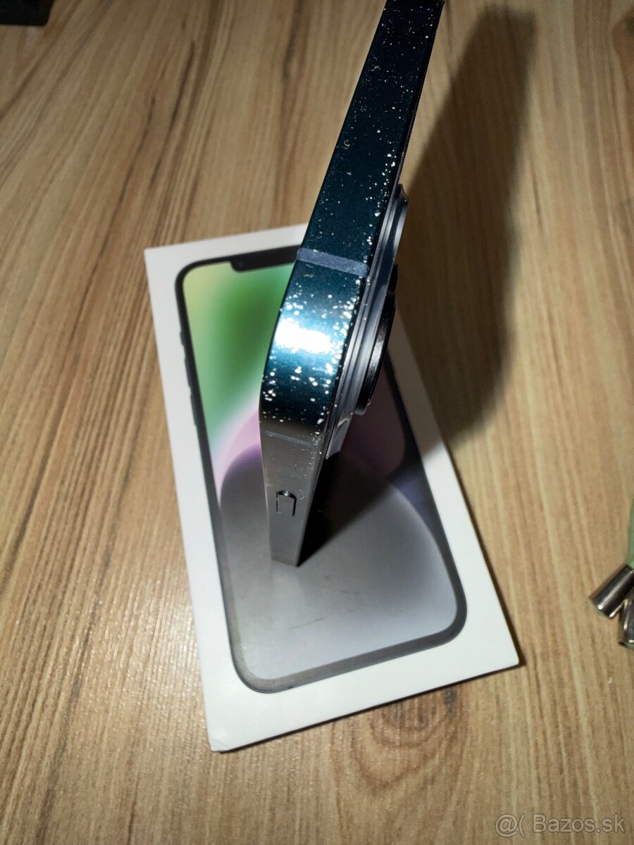 iPhone 14 - 256 GB - 4