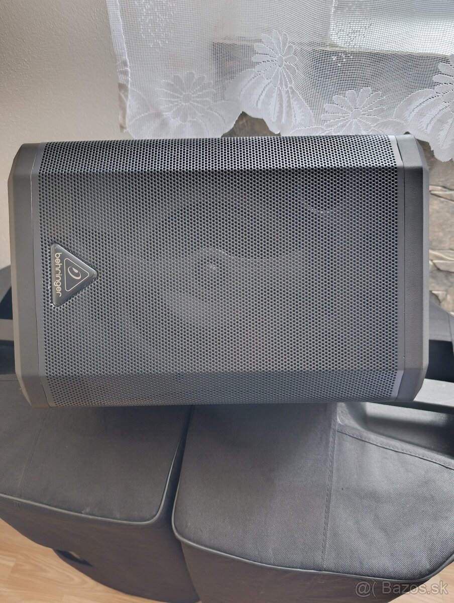 Reproduktor na baterky - 4