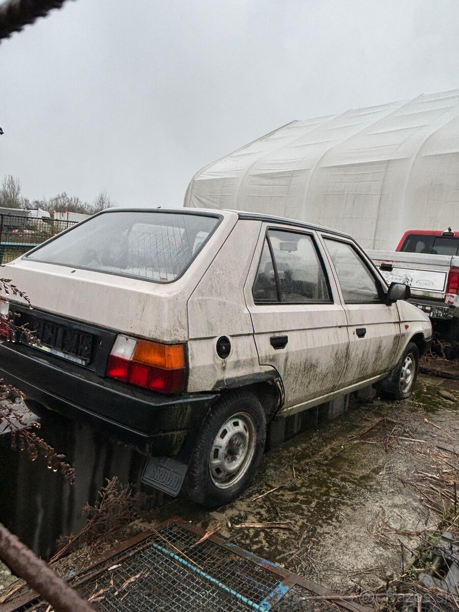 Skoda favorit - 4