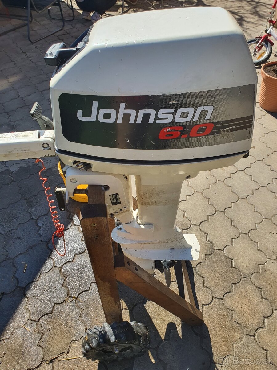 Lodny motor Johnson 6 HP - 4