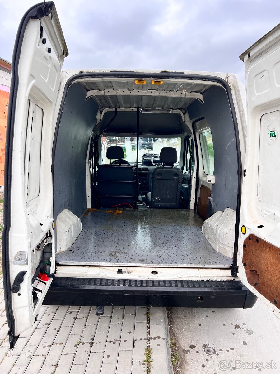 Ford connect - 4