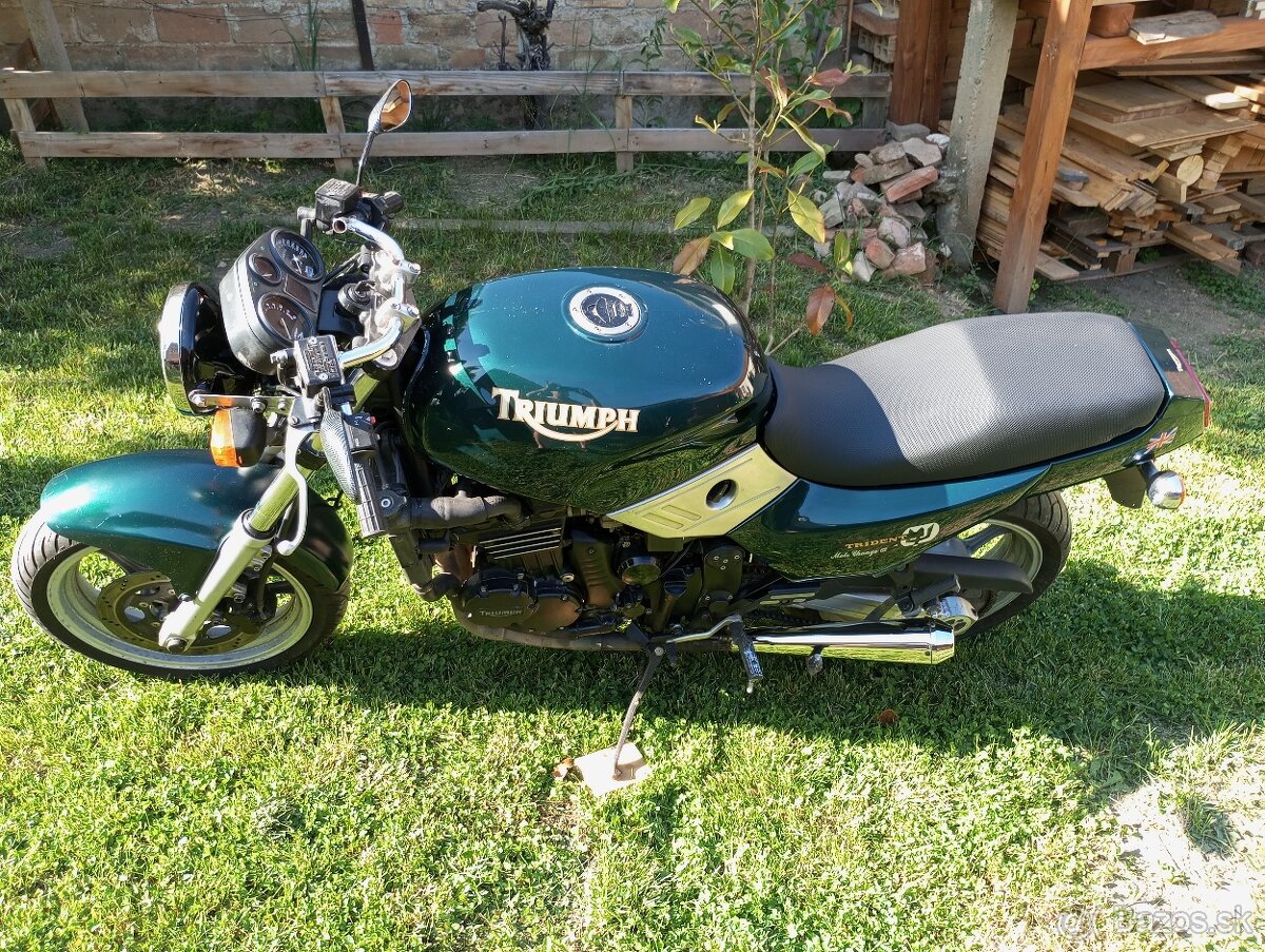 Triumph Trident 750 - 4
