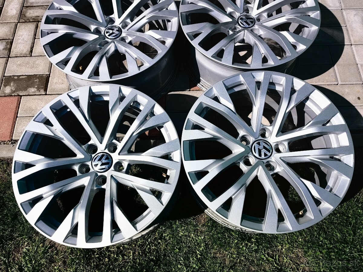 Volkswagen Tiguan, Touareq, Škoda superb , seat 5x112 r18 - 4