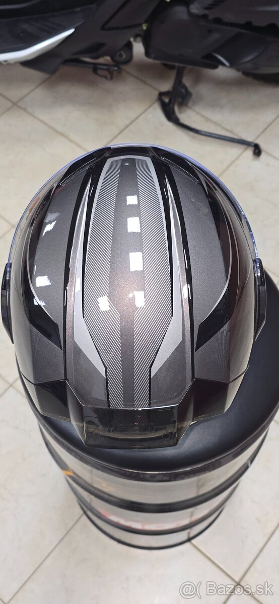 Icon Airflite Helmet. - 4