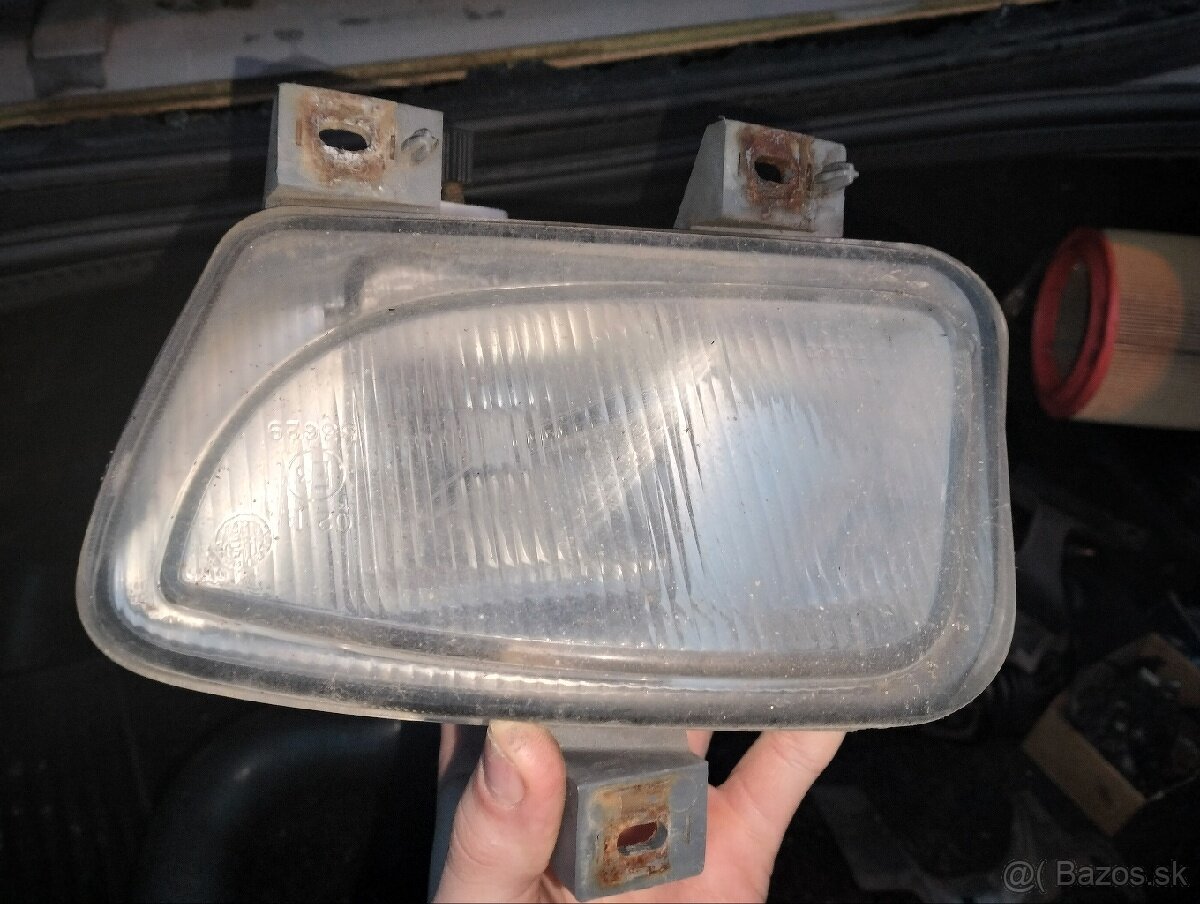 Predám svetla predné na alfu Romeo 166 2.0 - 4