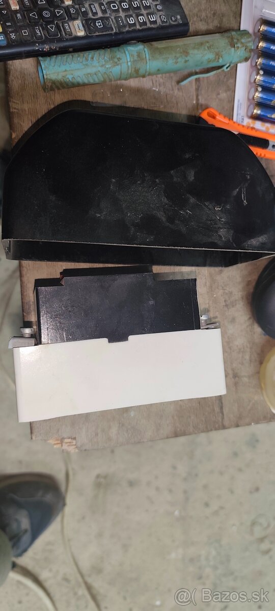 Hlavný ističe 40A l,J7K 50 - 4