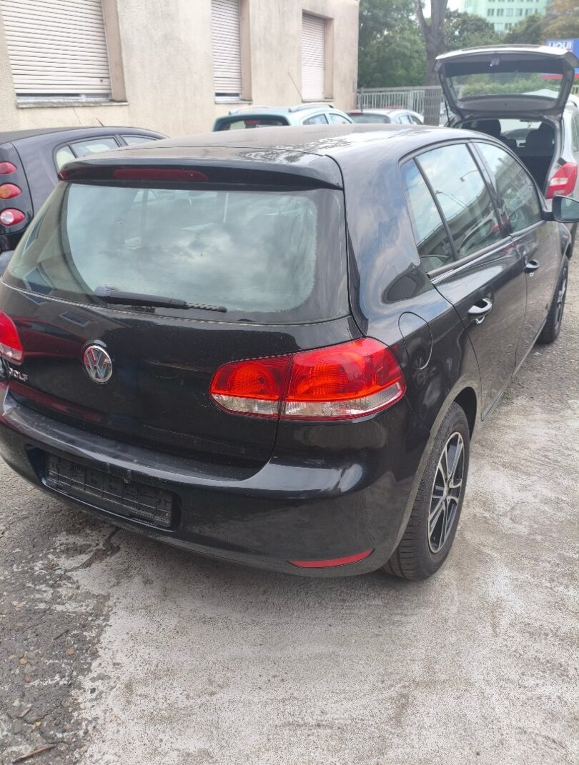 Volkswagen Golf 1.4 16V MPI - 4