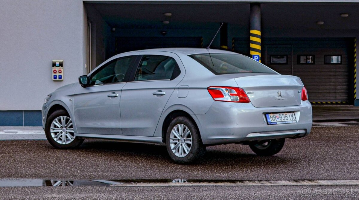 Peugeot 301 1.2 PureTech Allure - 4