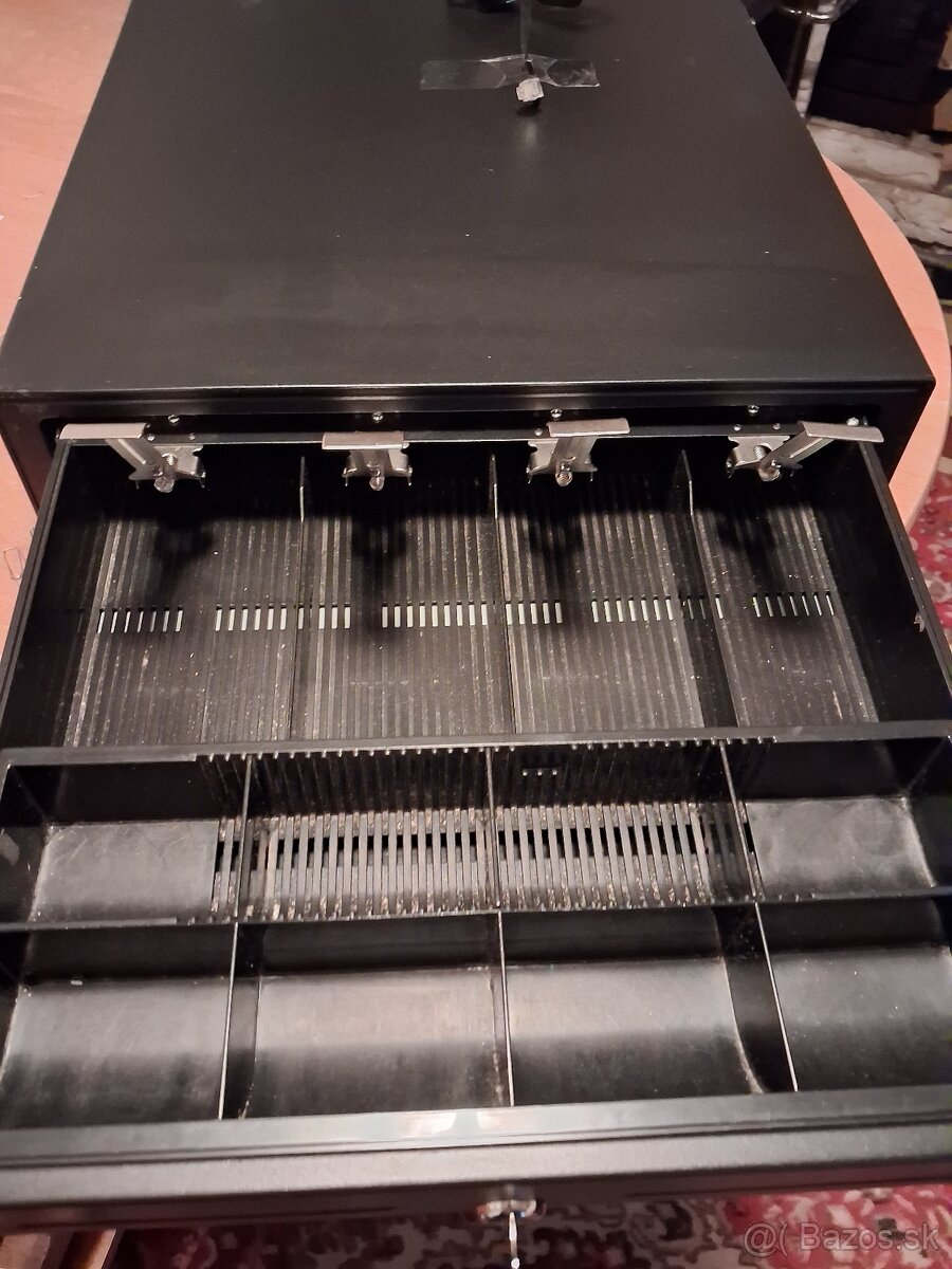 Pokladničná zásuvka - 4