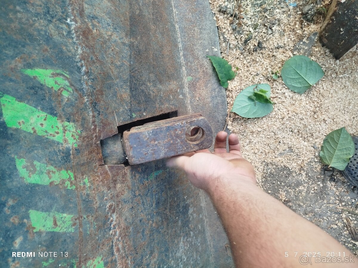 Traktor domácej výroby v3s - 4