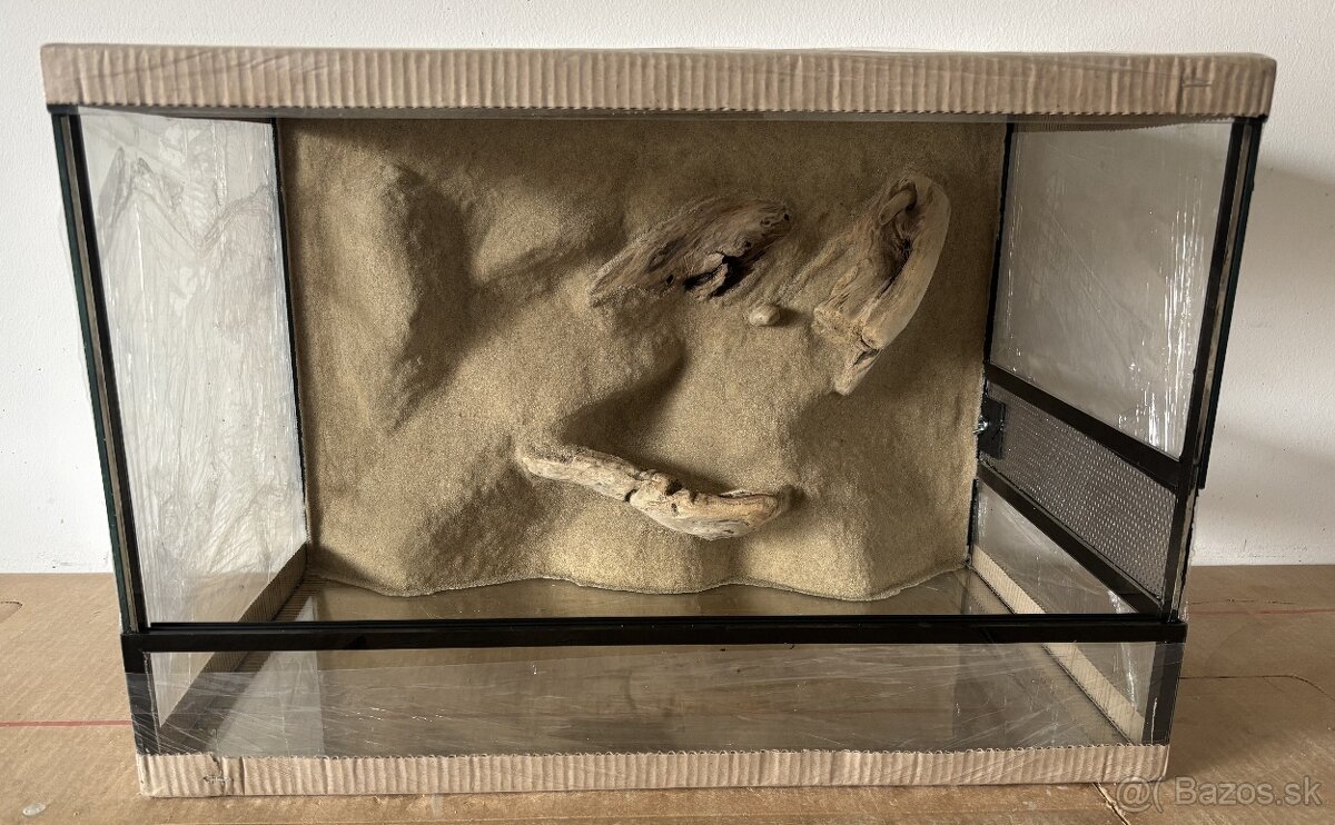 Terárium 60x40x40 s 3D stenou - 4