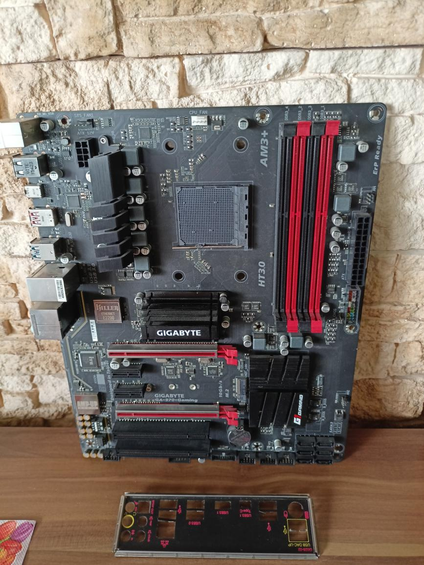 Herná doska GIGABYTE GA-970-GAMING - AMD 970 | socket AM3+ - 4