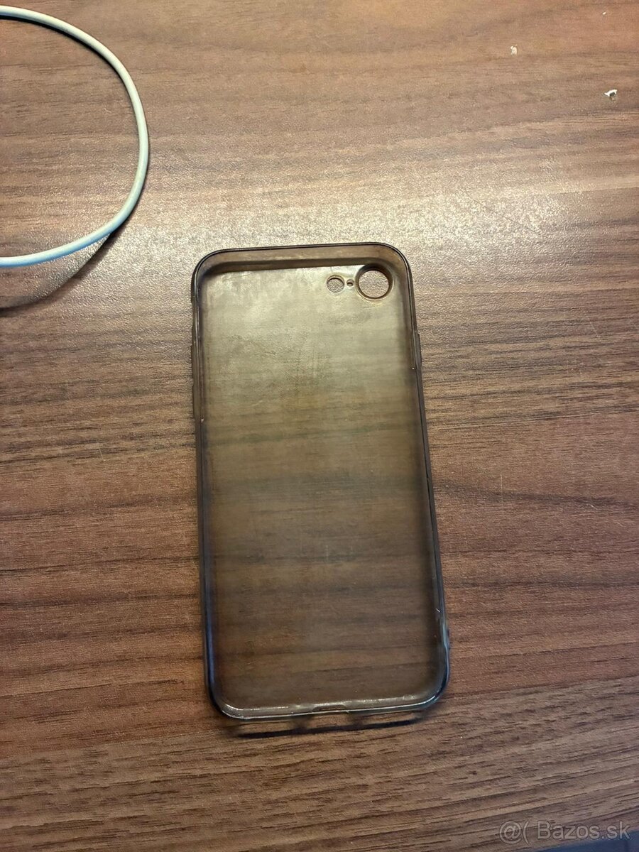 iPhone 8 , 64GB , Space Gray - 4