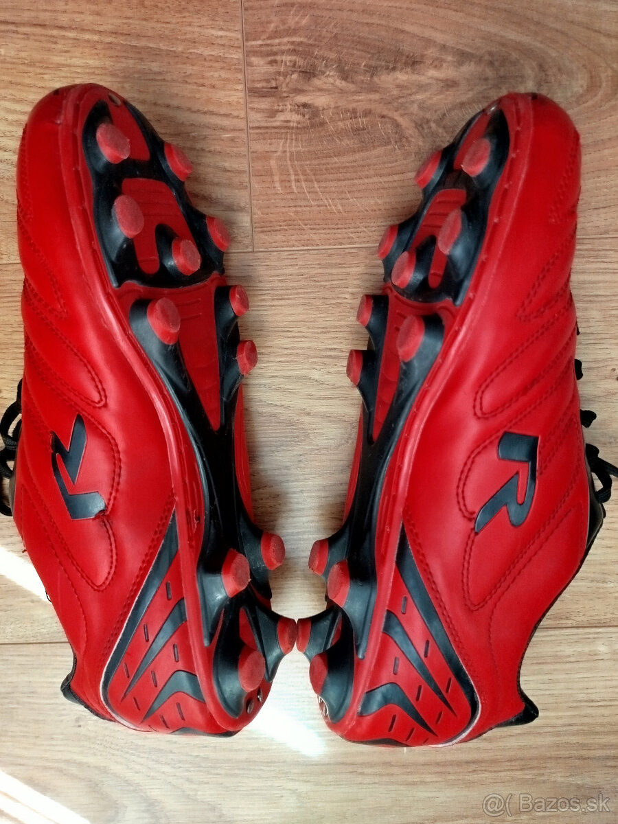 Chlapčenské kopačky č. 39 - 4