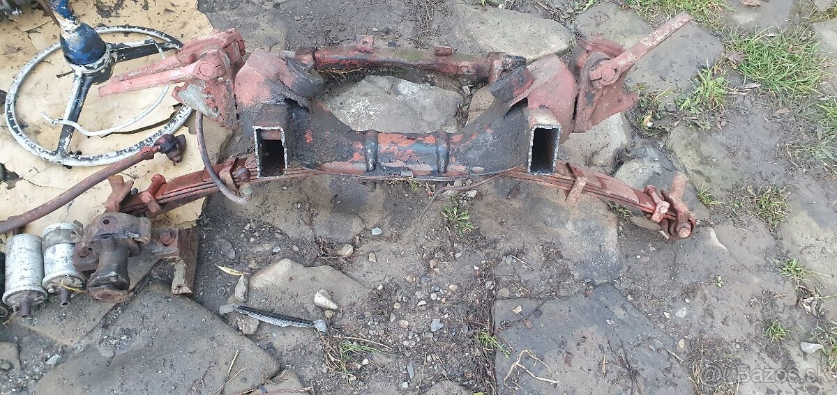 Predám diely Škoda 1202 - 4