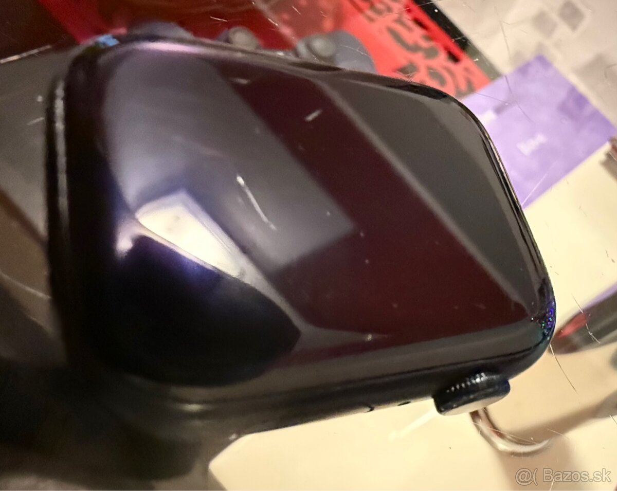 Apple Watch 8 45mm - 4