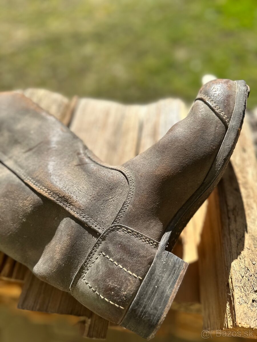 Predam stare vojenske čižmy - 4