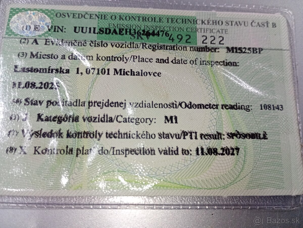 Predám daciu Logan 1.4 s poškodeným motorom - 4