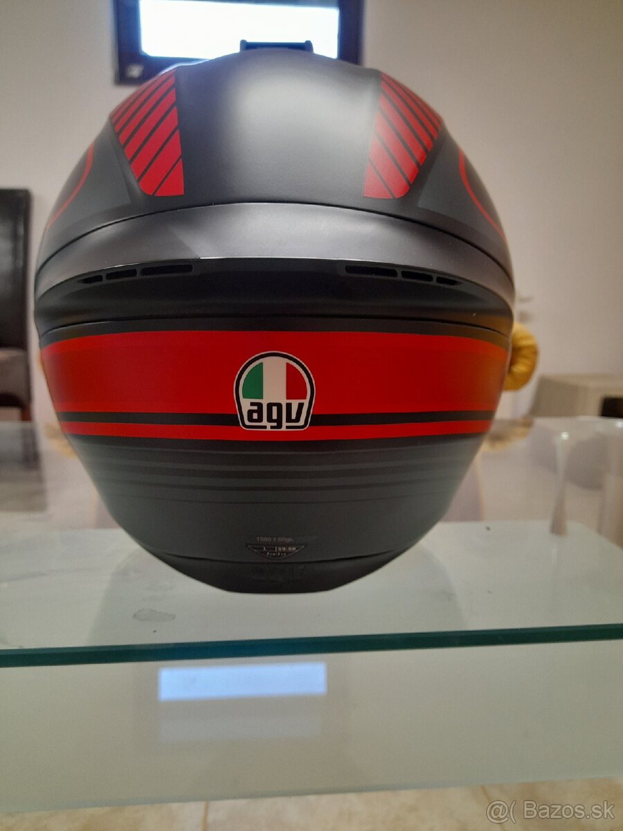 Predam prilbu AGV - 4