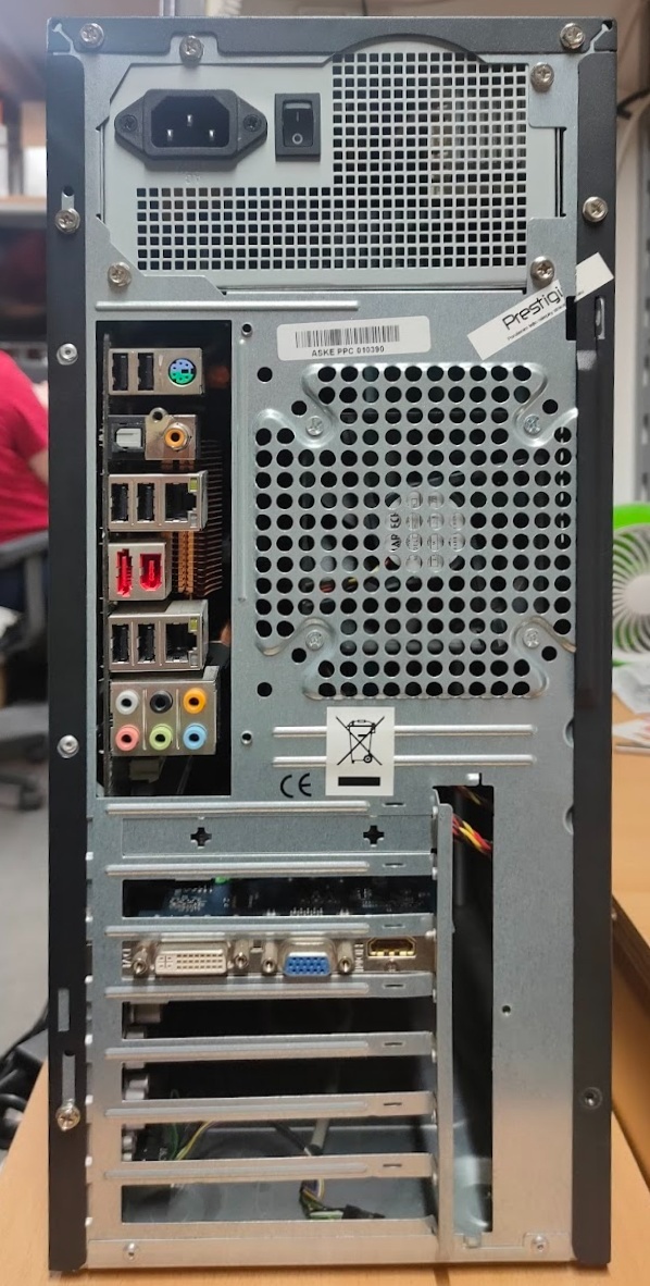 Prestigio kancelársky PC - 4