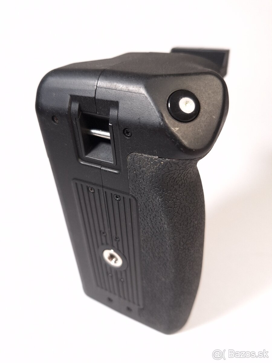 Predam battery grip pre Canon RP/R8 - 4