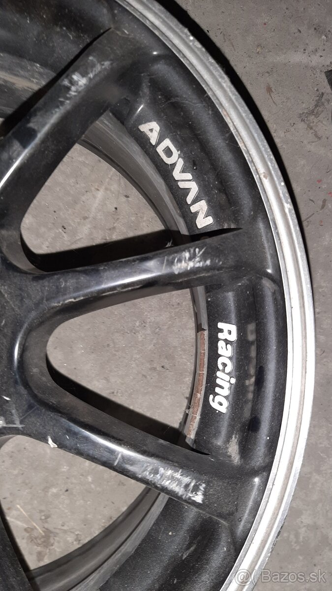 4x100 R15 ADVAN - 4