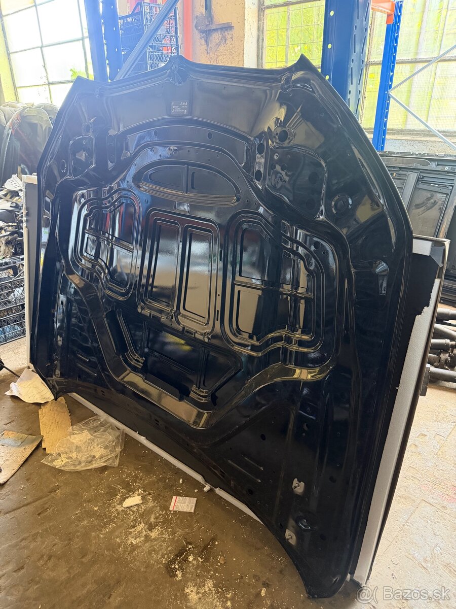 Kapota BMW G11 G12 - 4