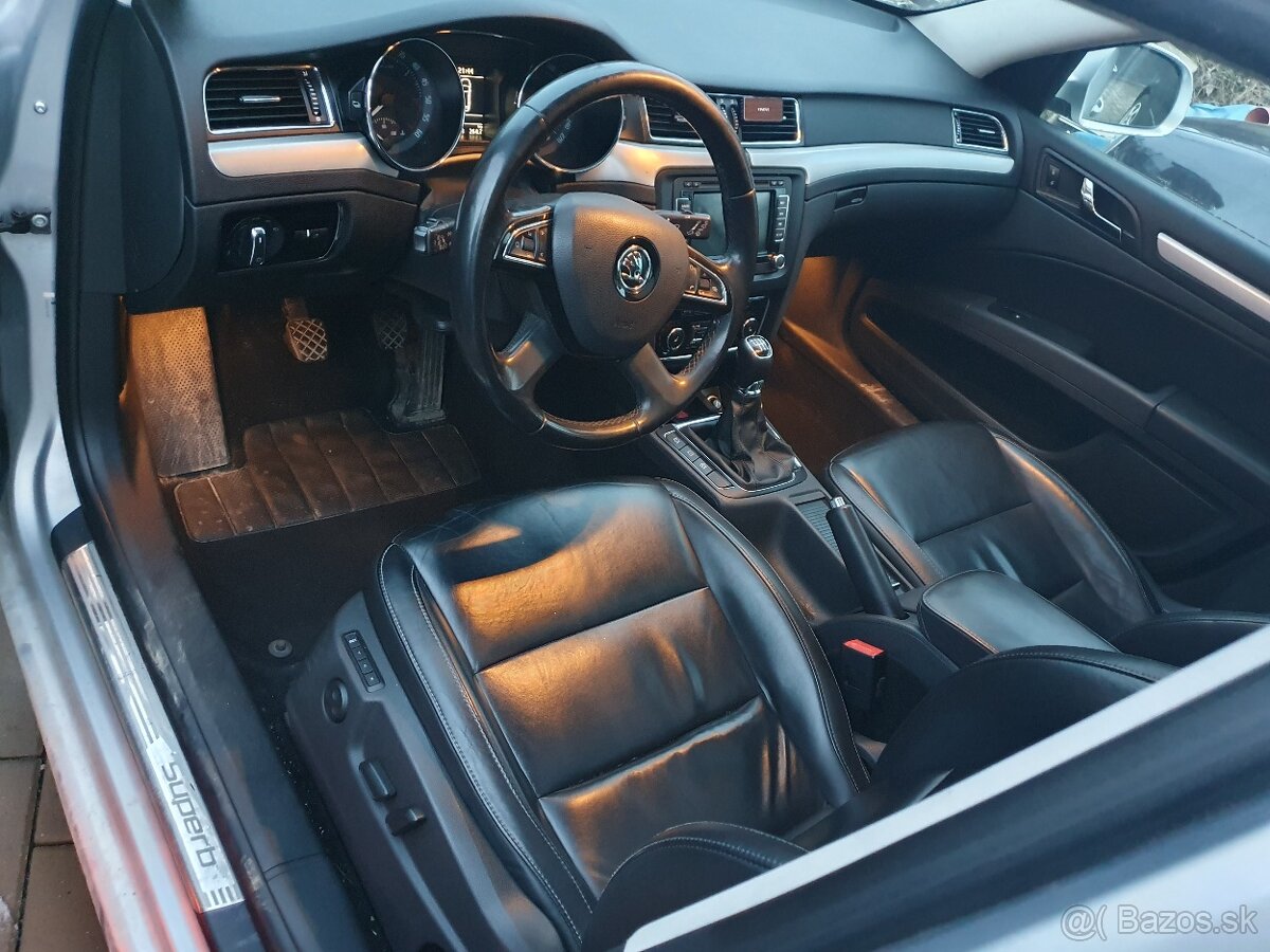 Škoda Superb - 4