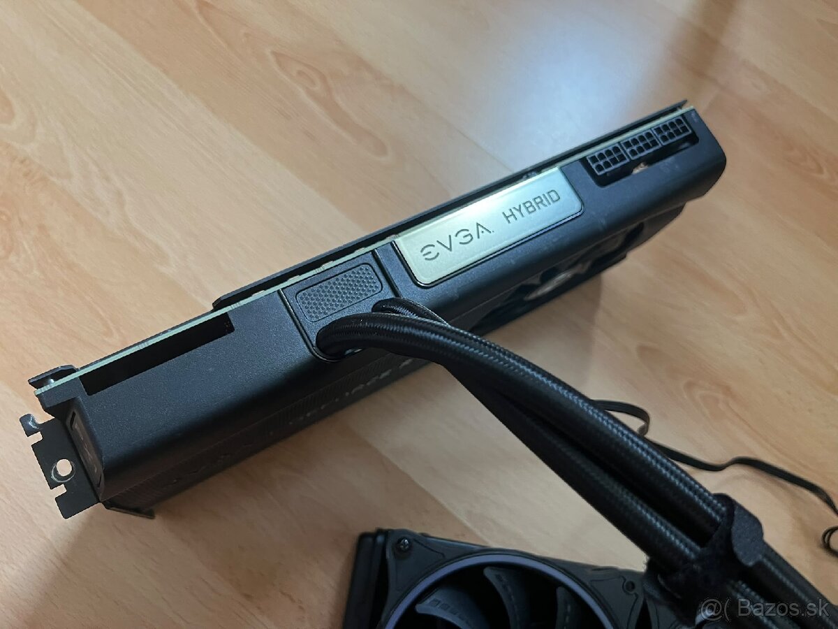 EVGA RTX 3080 FTW3 Ultra Hybrid - 4