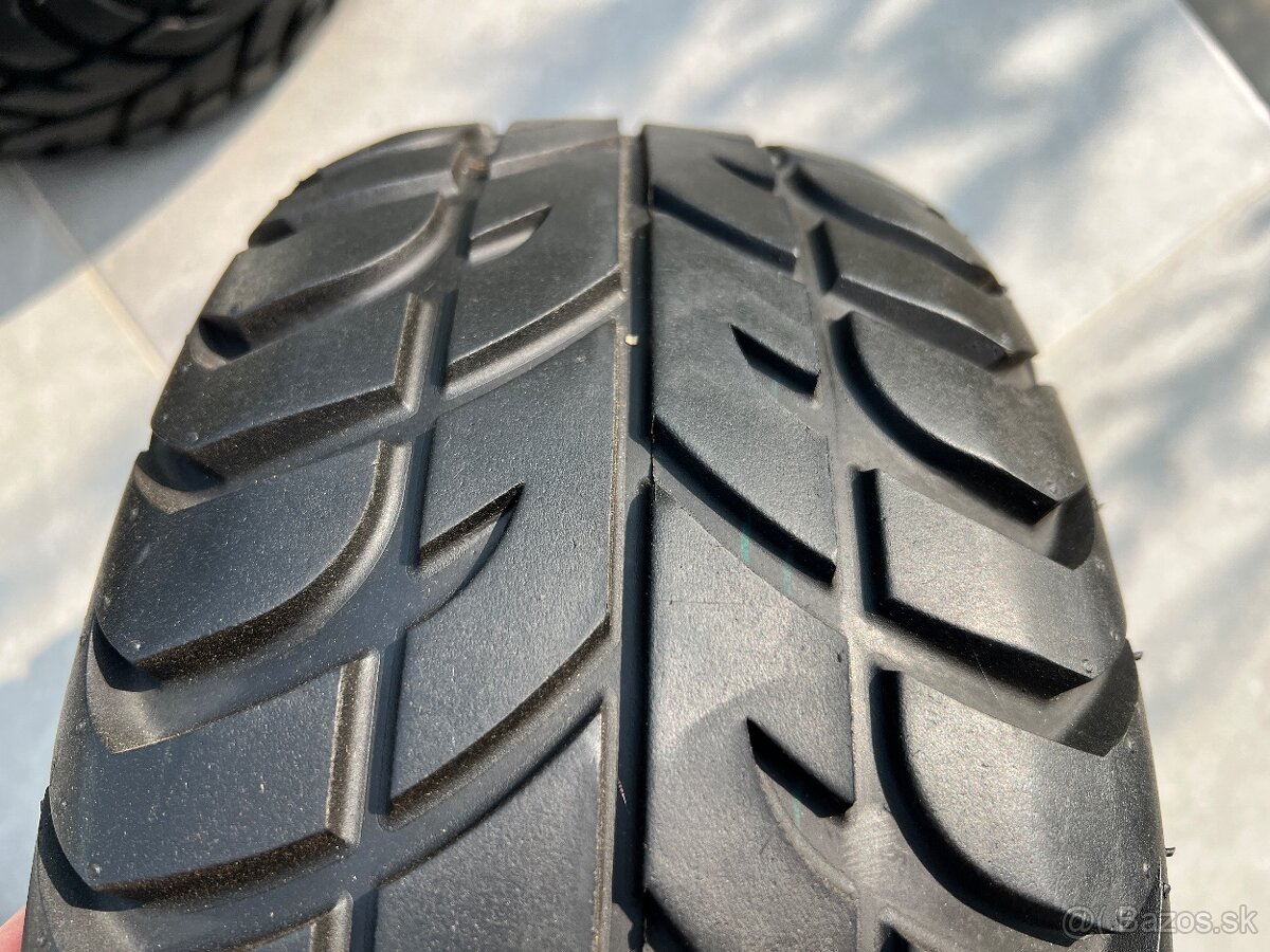 Kolesa na stvorkolku Yamaha R10