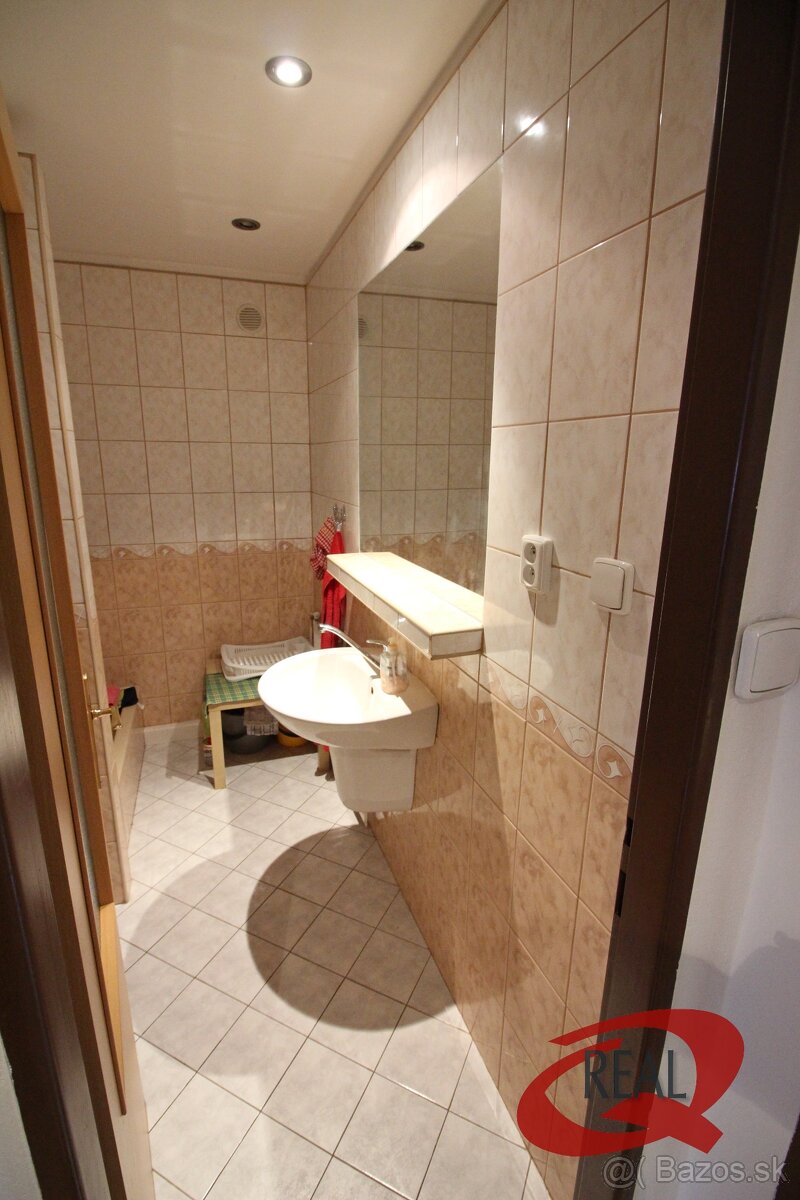 PRENÁJOM ZARIADENEJ KANCELÁRIE V RUŽINOVE - 4