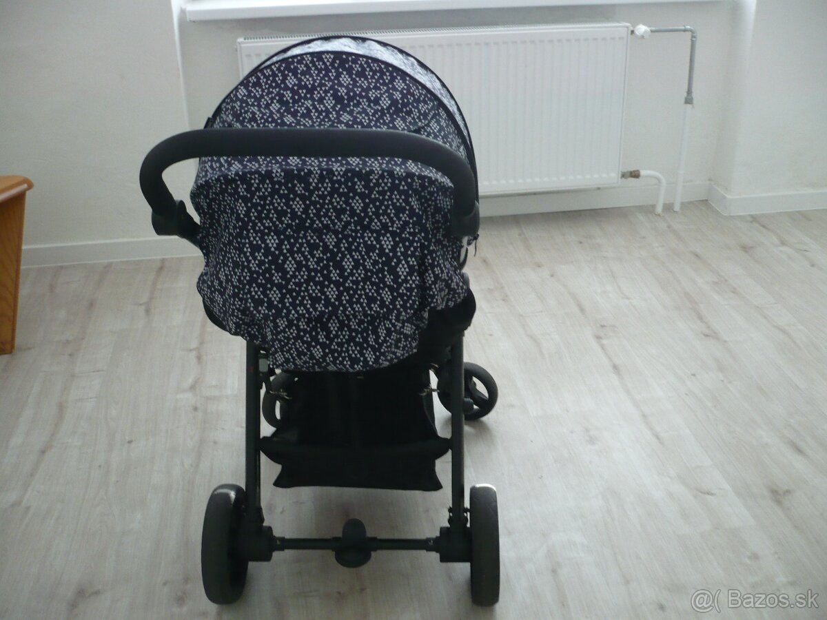 Športový kočík STREET Petite&Mars - 4