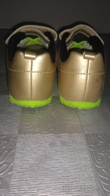 Krásne krikľavé tenisky č. 27 - 4