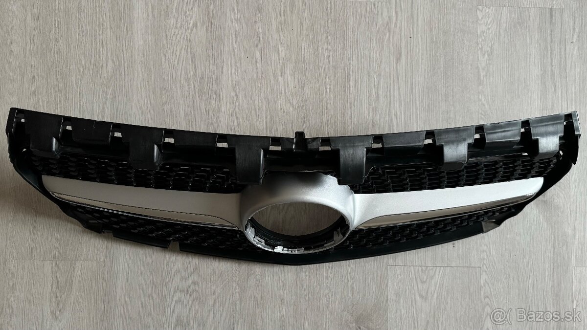 Predná maska / gril Mercedes-Benz CLA 180 - 4