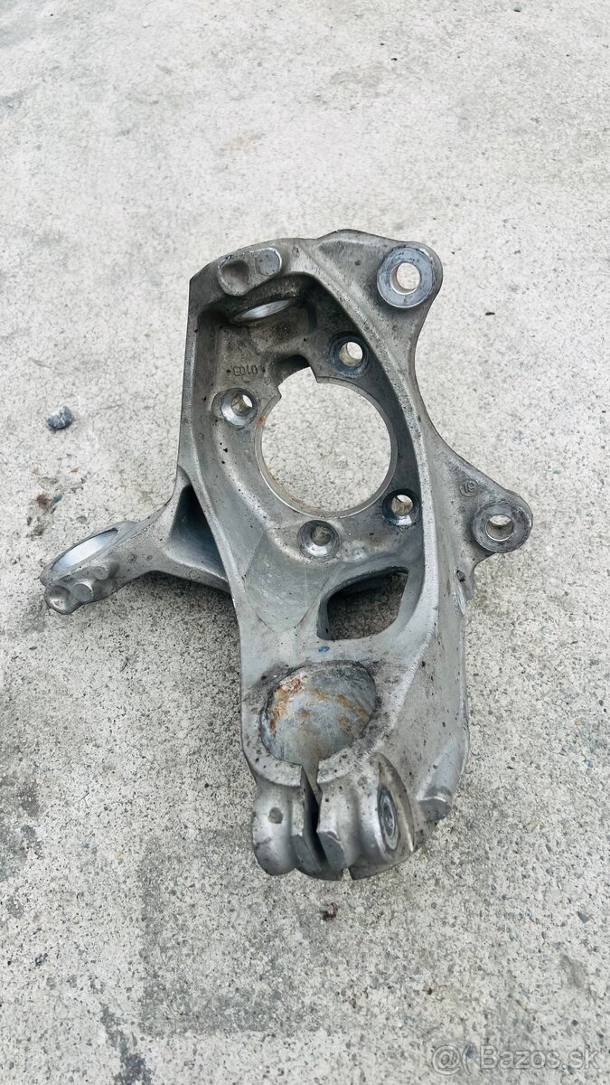 Predám pravú prednú otoč na Mercedes - 4