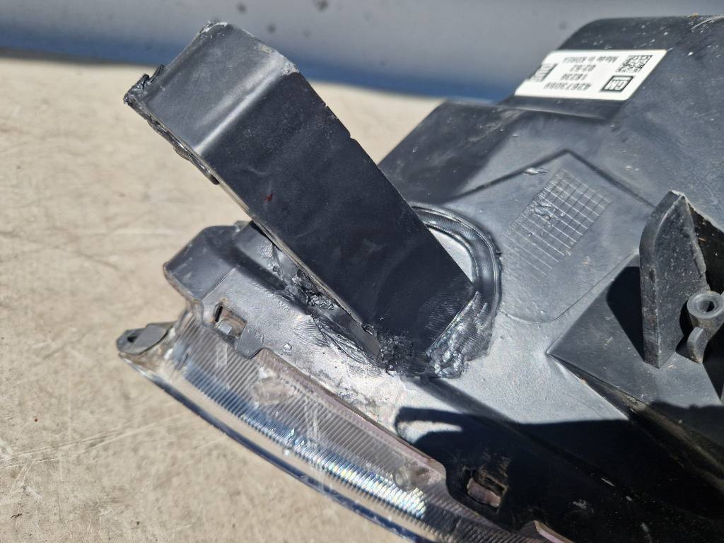 Opel Mokka X 2016- prave predné svetlo led - 4